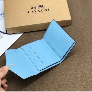 Sale các ví Coach dáng ngắn