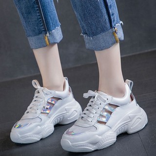 Giày sneaker nữ độn đế phá cách độc và lạ D05