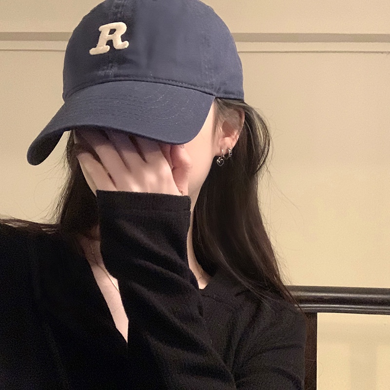 Khuyên Tai Tua Rua Hình Trái Tim Đính Đá Zircon Màu Đen Phong Cách Hàn Quốc Sang Trọng Cho Nữ