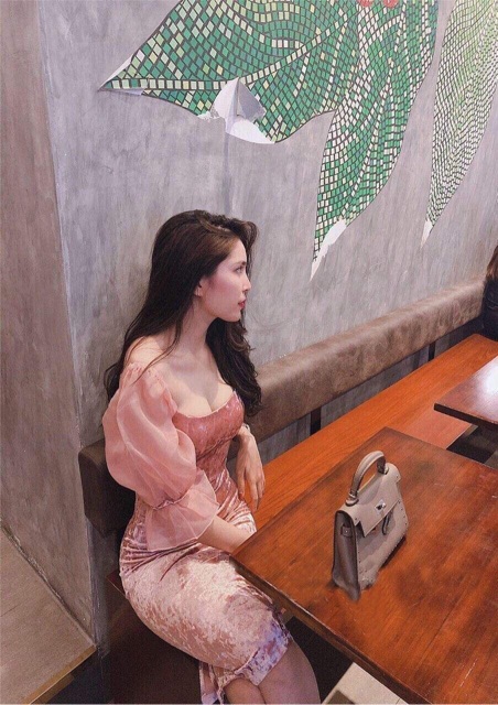 ĐẦM NHUNG HỒNG PHỐI TAY VOAN | BigBuy360 - bigbuy360.vn