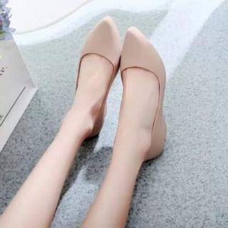 Giày nhựa mềm