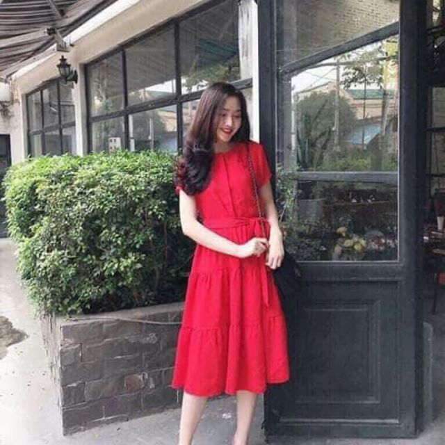 Váy đỏ chun eo