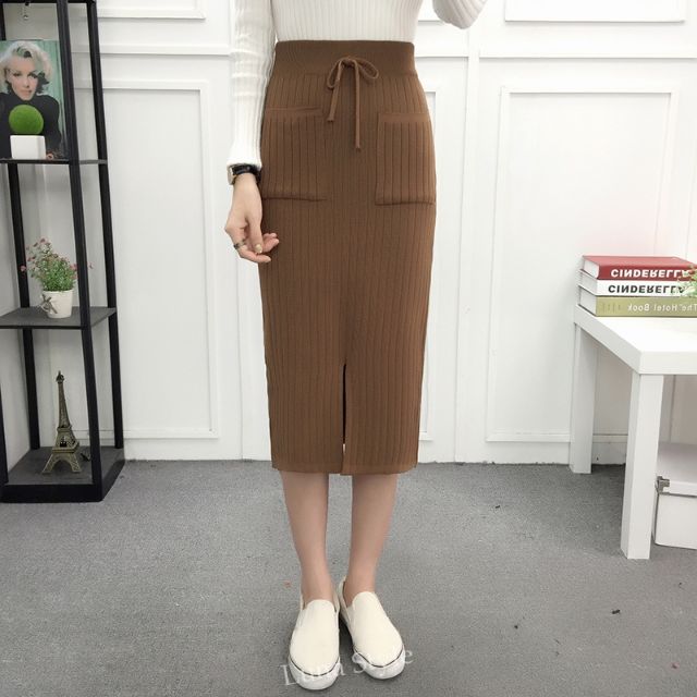 Chân váy len hoihue dt