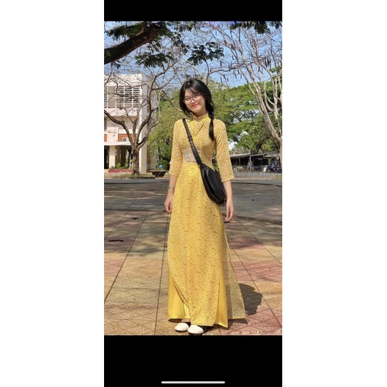 Áo dài hoa nhí vàng