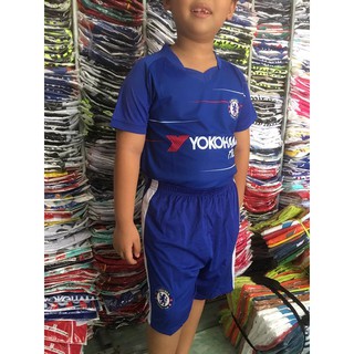 Bộ đồ thể thao em bé mẫu CLB Chelsea
