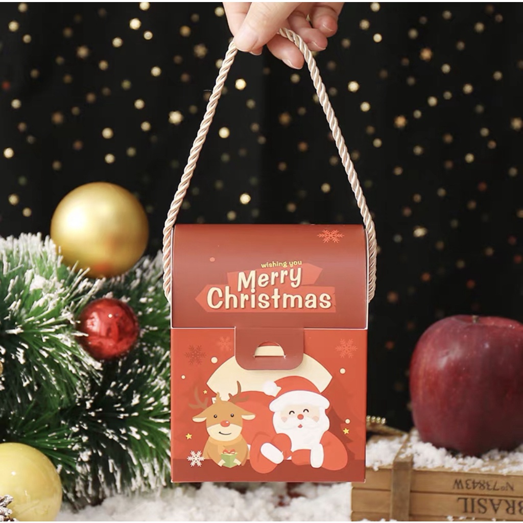 Hộp đựng quà vòm có quai xách 10*9*12.5cm - Chủ đề noel