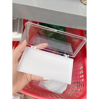 hộp đựng móng (nailbox)