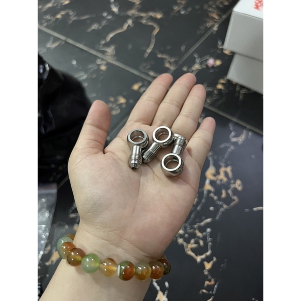 Adapter inox dùng để gắn dây dầu bấm