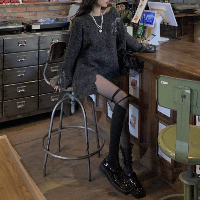 Áo sweater dệt kim tay dài dáng rộng phối rách phong cách retro đường phố thời trang mùa thu 2022 cho nữ