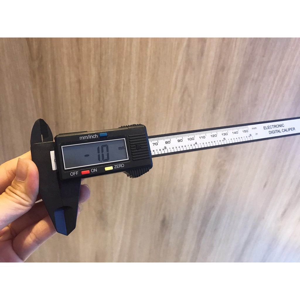 Thước đo điện tử đo tối đa 15cm dùng để đo bản vòng li nhẫn, li chuỗi đá