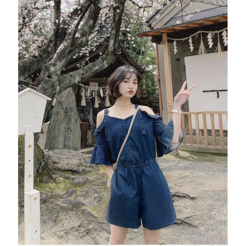 Jumpsuit ngắn khuyết vai cách điệu, bộ jum short jean denim - DTH