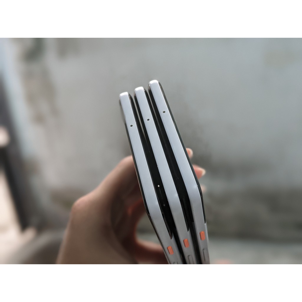 Điện Thoại Google Pixel 2 XL bản 4/64-128Gb, snap 835 mạnh mẽ, camrera siêu đẹp | BigBuy360 - bigbuy360.vn