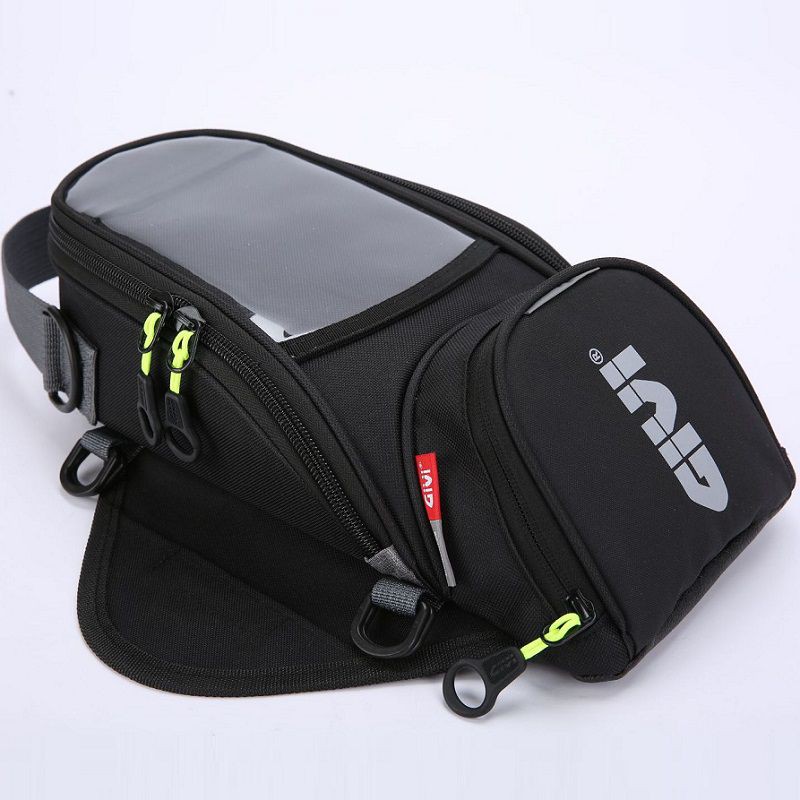 Túi hít bình xăng GIVI chống nước tiện lợi khi lái mô tô