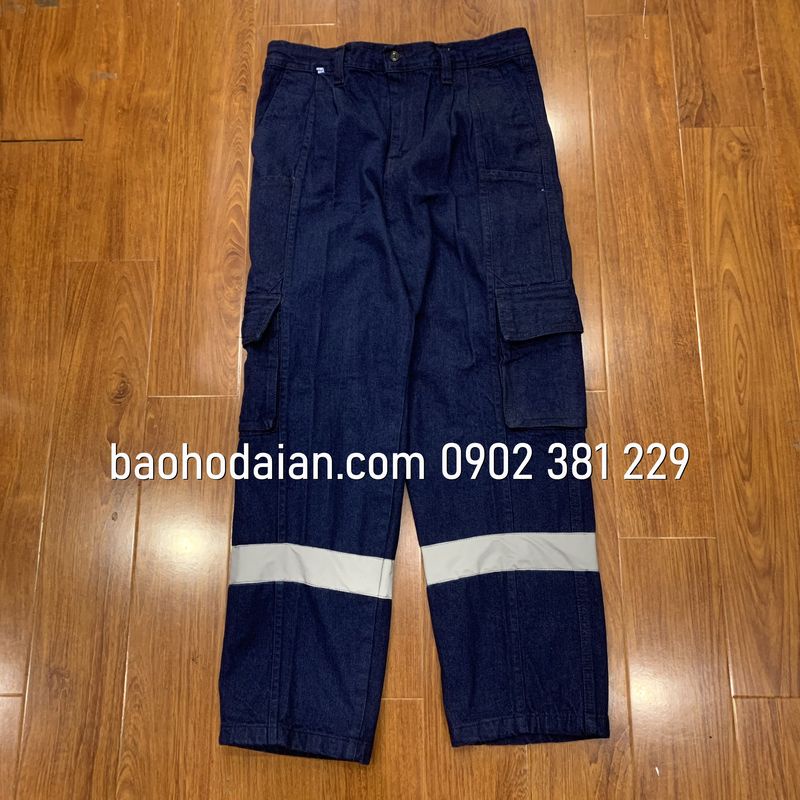 Quần jean túi hộp phản quang xám 2 ống chân