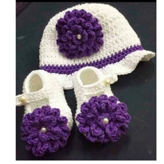 Set mũ giày trắng