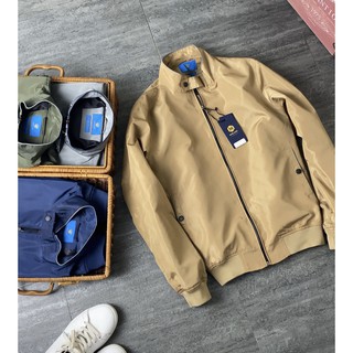 Áo Gió Musland xuất Hàn. Kiểu dáng bomber,kết hợp với cổ áo kiểu cách tạo nên sản phẩm hoàn hảo cho quý ông Việt
