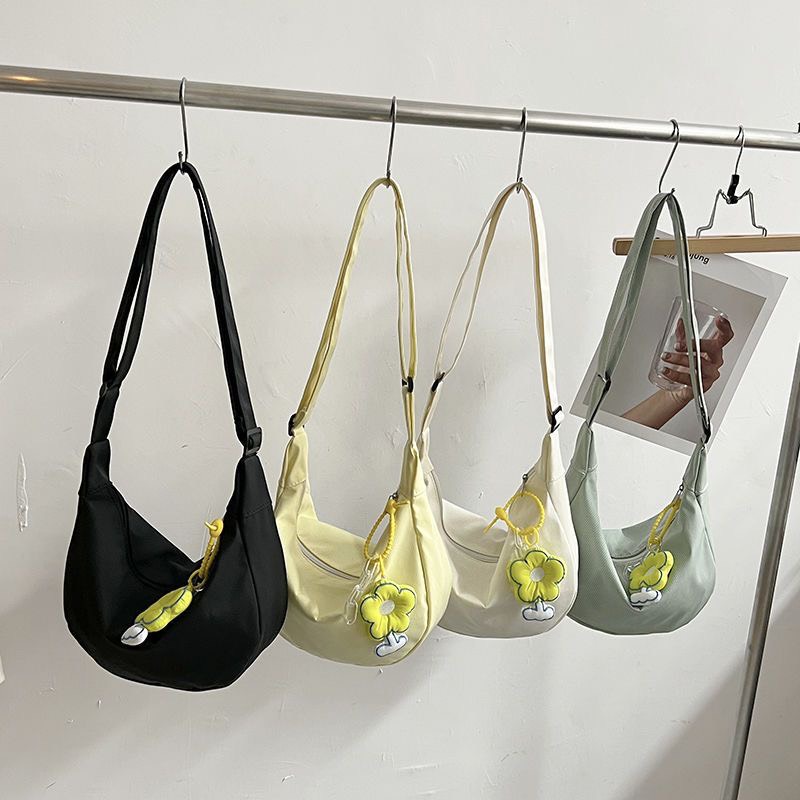 Túi Đeo Chéo Bằng Vải Canvas Siêu Nhẹ Thiết Kế Đơn Giản Nhưng Đầy Cá Tính Thời Trang Nữ Tn9202