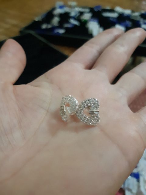 Khuyên tai bạc tim