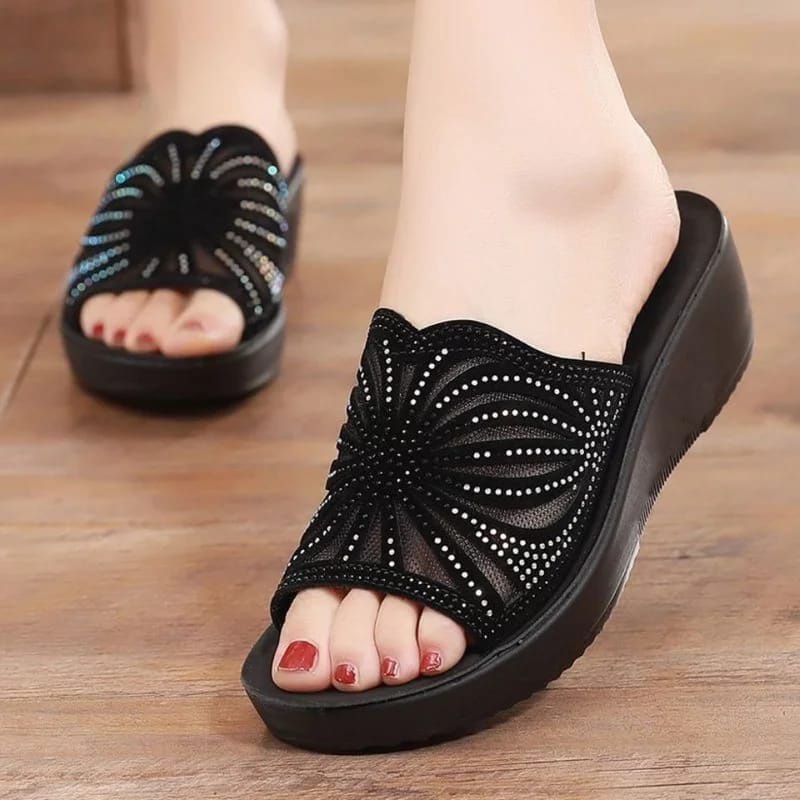 Giày Sandal Đế Xuồng Hàng Bán Chạy Nhất / Giày Sandal Đế Xuồng Tốt Nhất / Bán Chạy Nhất Cho Nữ