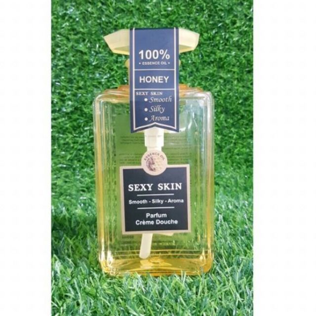 sữa tắm của Pháp màu Vàng S.skin chai 600ml