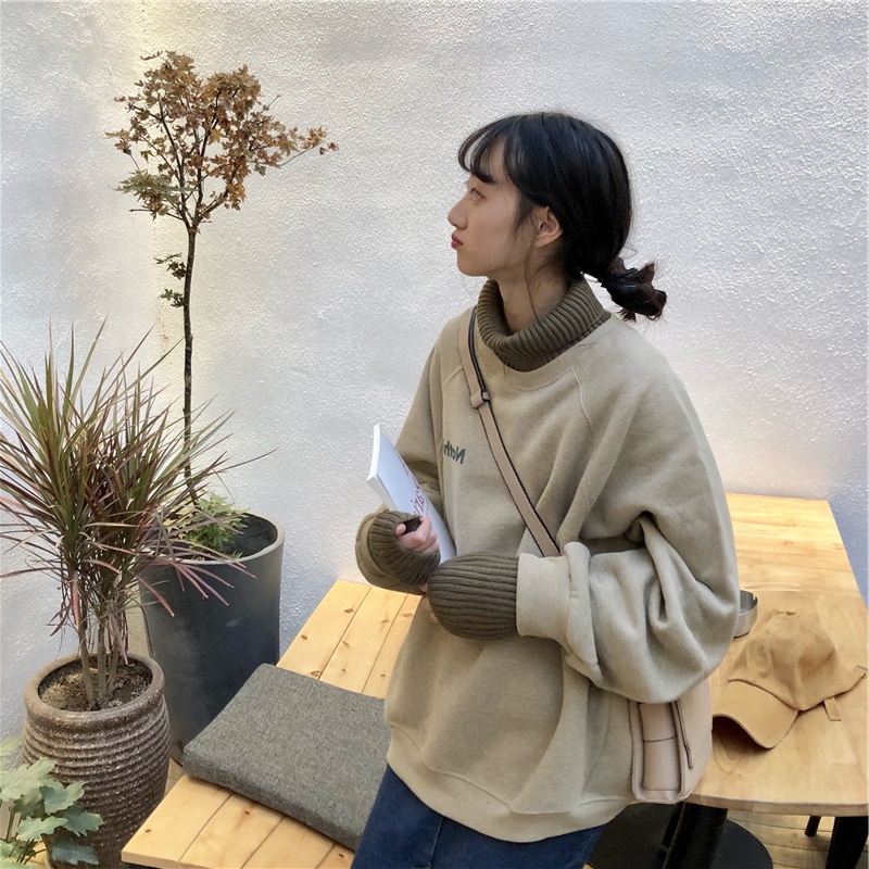 Áo Sweater Form Rộng Chất Liệu Nhung Dày Dặn Thời Trang Thu Đông Cho Nữ | BigBuy360 - bigbuy360.vn