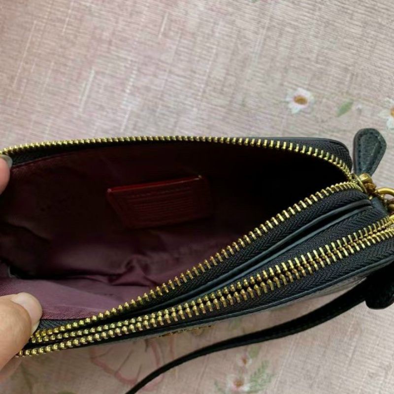 Túi Coach đeo chéo 2 ngăn