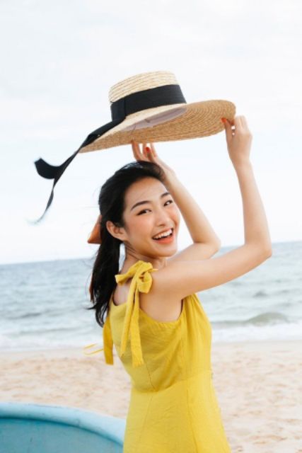ĐẦM HAI DÂY NƠ