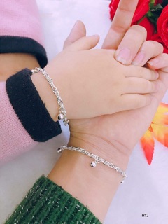 Lắc mẹ và bé