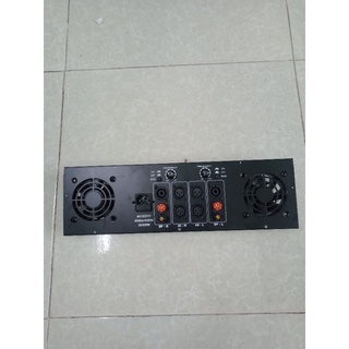 Mặt sau Ampli lên mian có cắt sub 2k-4k