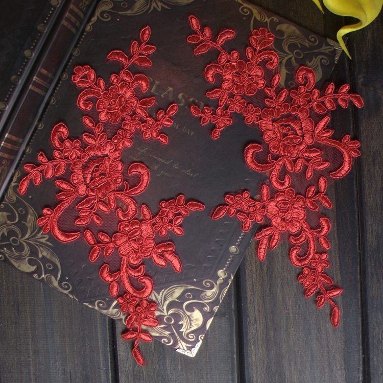 Set 2 Miếng Vá Trang Trí Váy Cưới Màu Trắng Đen