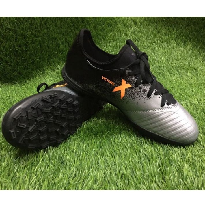 Giày đá bóng sân cỏ nhân tạo X đế cao su siêu bền  tặng tất [ CAM KẾT Y HÌNH]