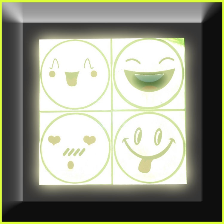 Hình dán phản quang mặt cười 4 hình