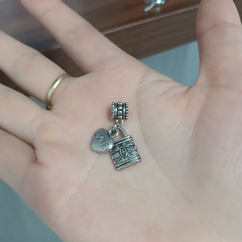 Charm đóng cửa trái tim bạc thái mic vòng