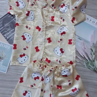 Đồ pijma phi bóng Mèo Kitty và Mickey