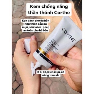 Kem chống nắng Corthe (Dermoessential ultra light sunblock)