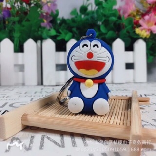 Móc khoá doremon chân dài hot giá sỉ