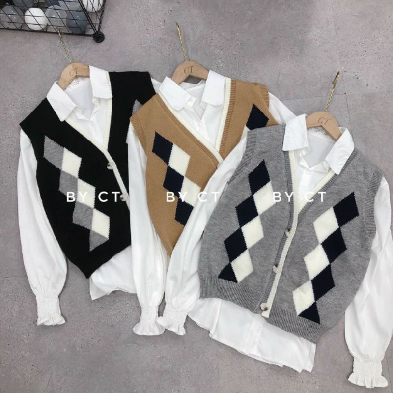 Áo len gile nữ - hình quả trám khuy