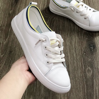 Giày slip on xinh