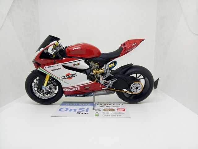 DUCATI 1199 PANIGALE TRICOLORE MÔ HÌNH XE MOTO KIT TAMIYA 1/12