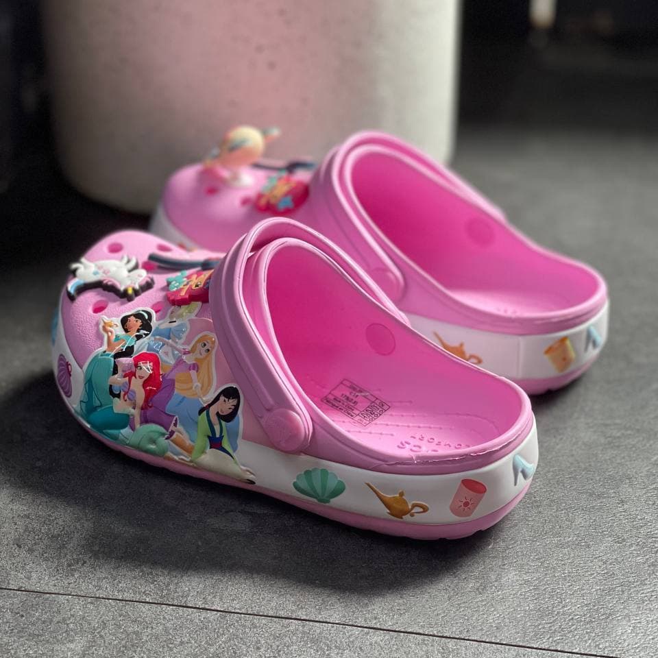 FDP2 - Giày Dép Band Trẻ Em Crosband FunLab Disney Princess 2 Size 25 Đến 35 - Tặng 6 Jibbizt - Sấu Vui Vẻ