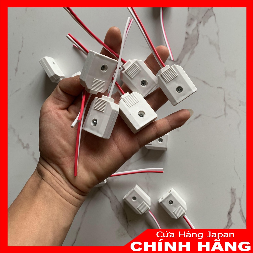 Phích cắm âm tường Camera có dây nối SIÊU TIỆN LỢI