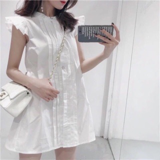 Đầm trắng xếp ly