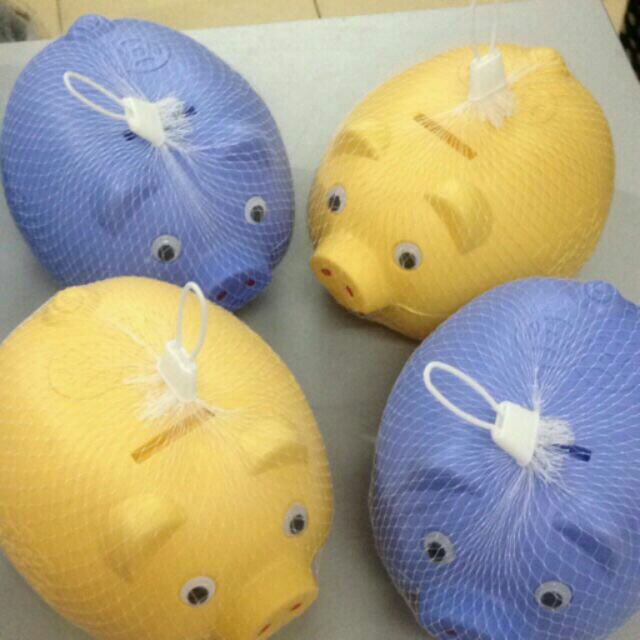 Lợn tiết kiệm bé