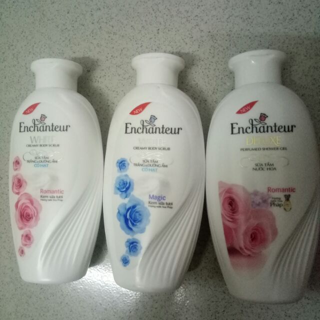 Enchanteur - Sữa tắm Trắng và Dưỡng Ẩm CÓ HẠT 180g