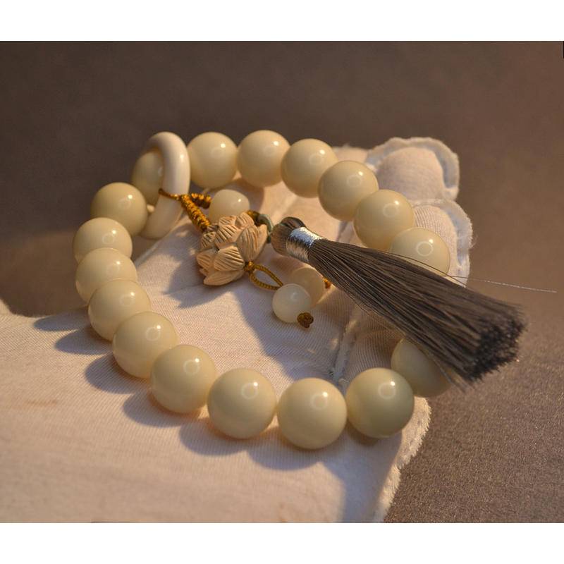 Chuỗi Hạt Bồ Đề 18 Hạt 15mm Màu Trắng