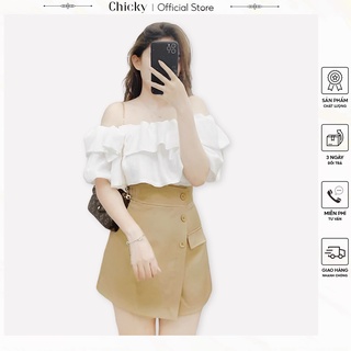 Sét áo và chân váy áo bèo trễ vai phối cùng chân váy đính nút