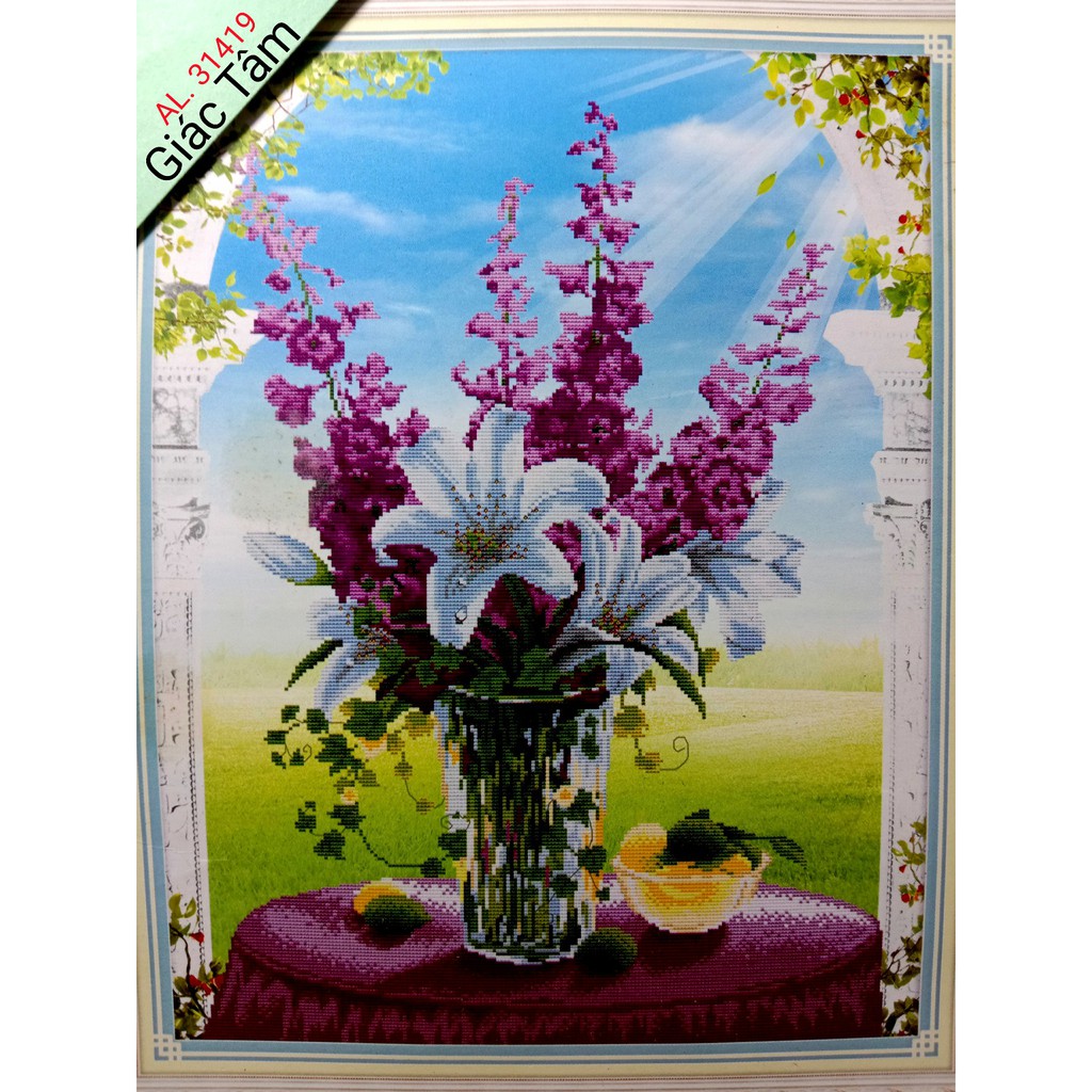 Tranh thêu BÌNH BÔNG HOA BÀN CỎ XANH - 50x65cm - AL.31419 AL31419 - tranh thêu chữ thập chưa thêu