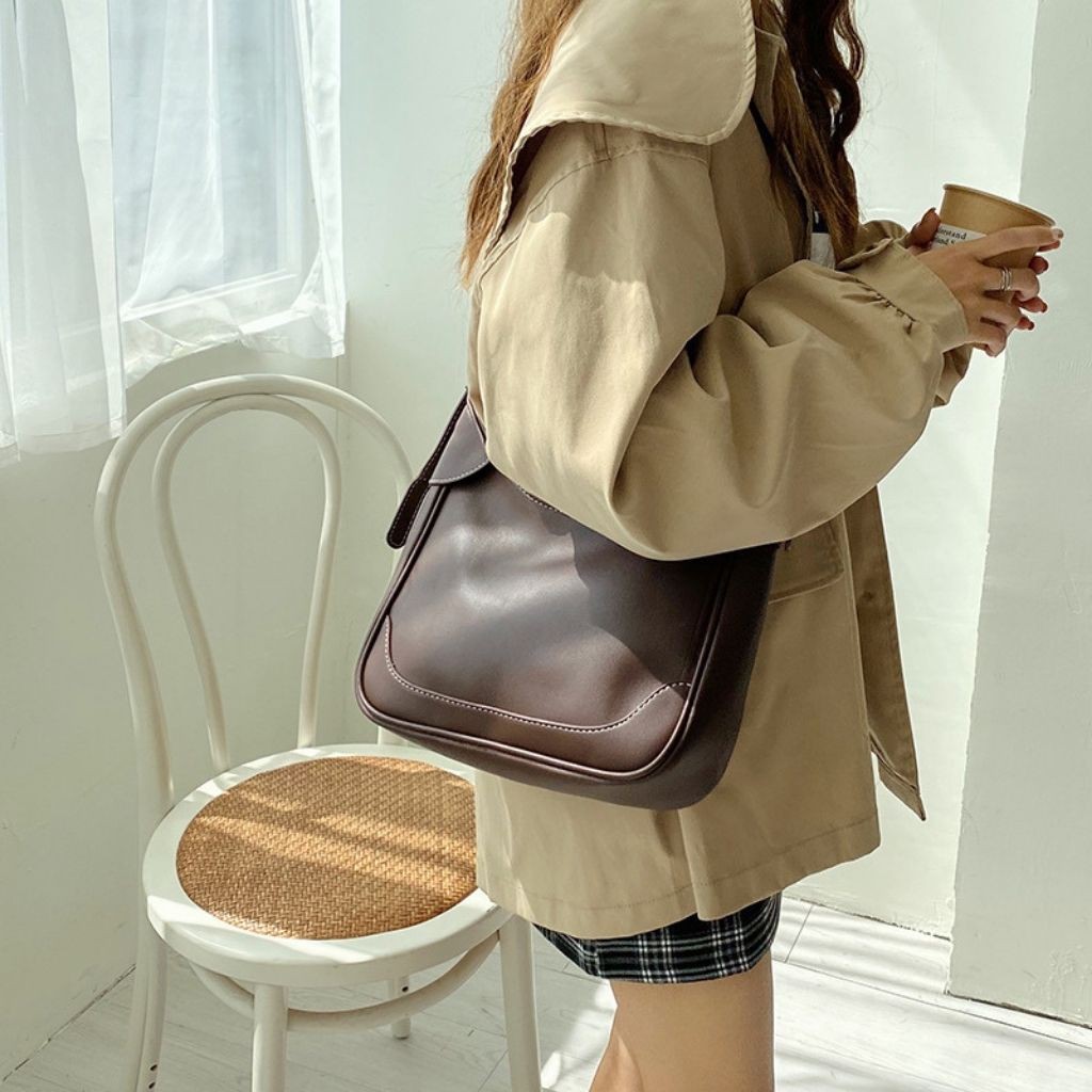 (Mẫu HOT) Túi kẹp nách nữ Túi da đeo chéo nữ KR 409- Da PU cao cấp, Size 28, 2 màu lựa chọn- KARA 409 | BigBuy360 - bigbuy360.vn