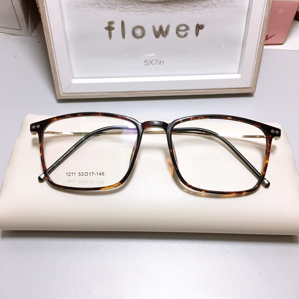 Kính vuông to thời trang chất liệu nhựa dẻo lõi kim loại bền dẻo dai đẹp 1211