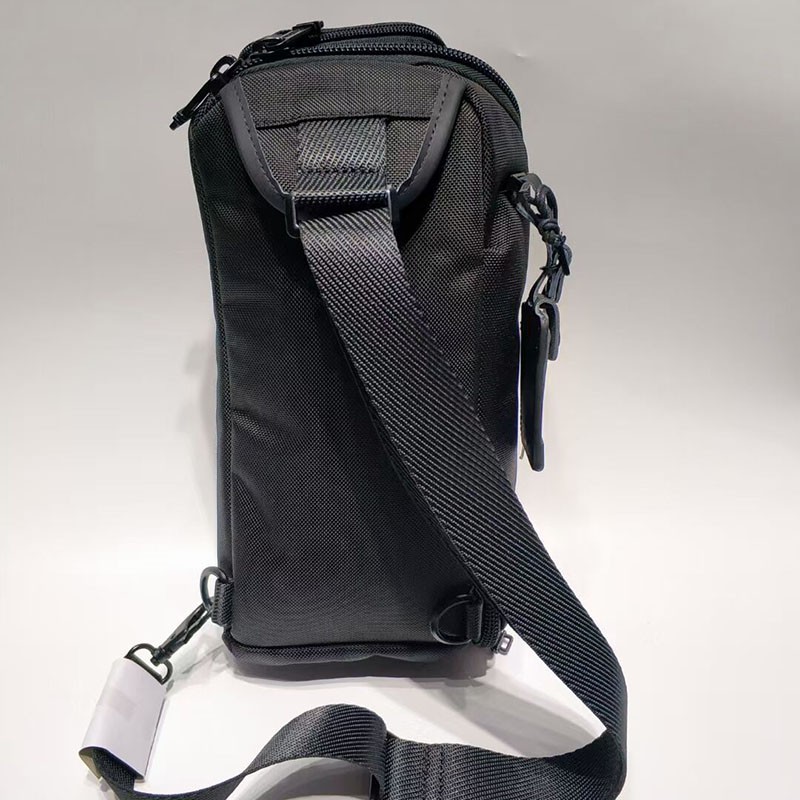 Tumi232399Túi Đeo Chéo Ngực / Hông Chất Liệu Da Bò Thời Trang Cá Tính Cho Nam